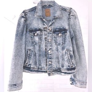 Women's Gap Light Wash Denim Jacket